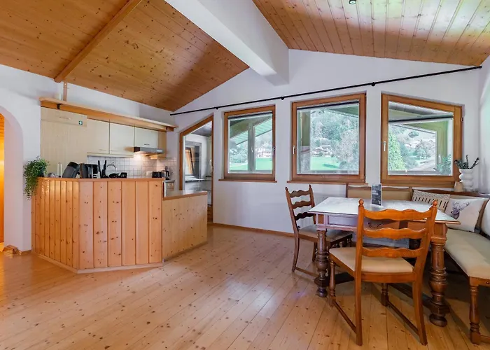 Homy Alpine Deluxe In St Anton Im Montafon Apartman